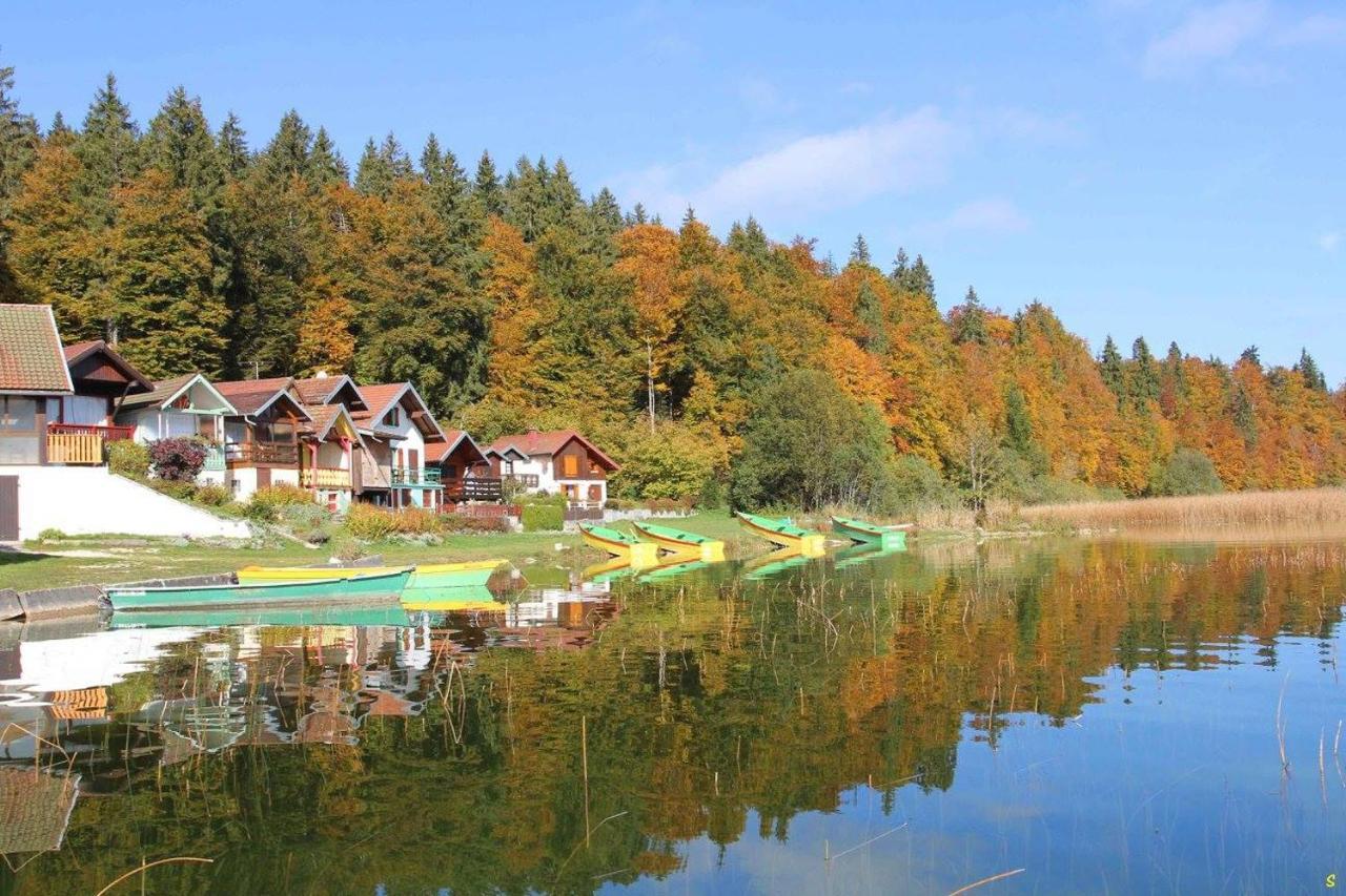L'Ecrin Du Lac Saint-Point-Lac Luaran gambar